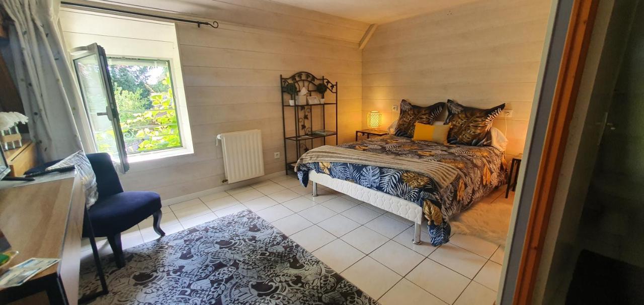 Chambres D'Hotes Avec Piscine Aux Agapanthes De Cromel - Mont Saint Michel Exterior foto